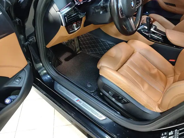 BMW 5 серии 2022 — 3D коврики LOVTO, Стандарт + EVA