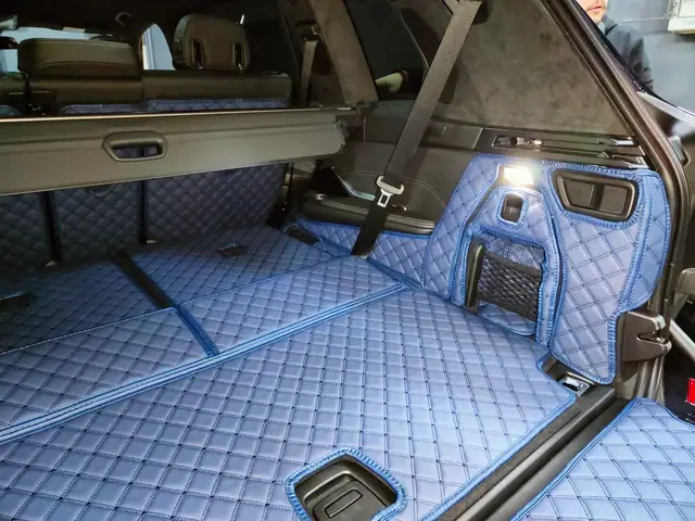 BMW X7 — 3D коврики LOVTO, Бизнес + Бизнес ворс